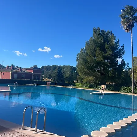 Casa Hoyo 19 *